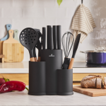 Сет од 14 делови кујнски прибор Karaca Burby Wood