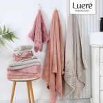 Голем пешкир Luere со извезен раб 80×160 см