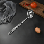 Продупчена лажица инокс, округла, 27 см